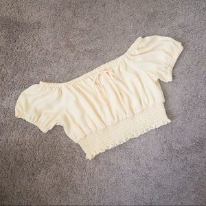 Sunday Best Ruffled Crop Top - Yellow (Size: M)